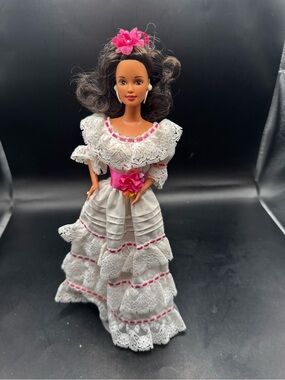 Barbie “Doll of The World” Puerto Rican Edition Loose  Mattel 1996 Vintage